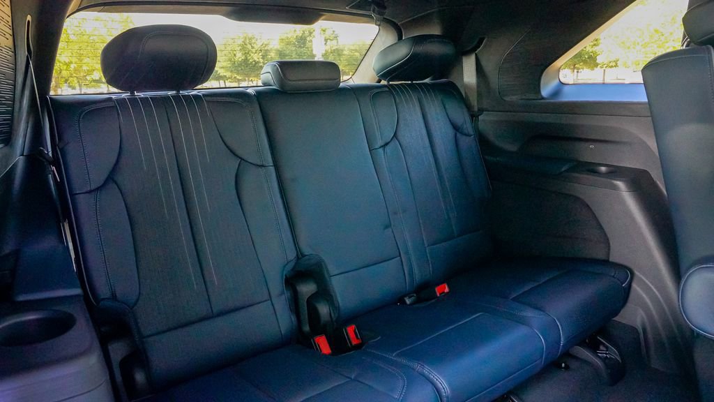 New 2025 Cadillac Escalade IQ Sport 2 w/ LPO, ONYX Package image 17