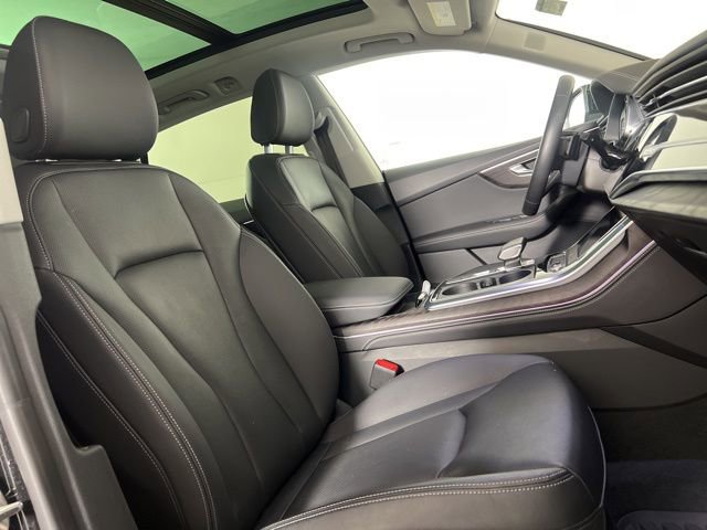 Used 2023 Audi Q8 Premium Plus image 13