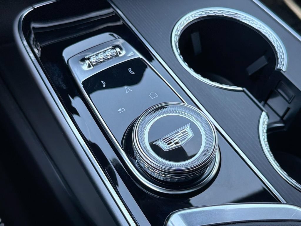 Certified 2024 Cadillac Lyriq Luxury RWD image 16