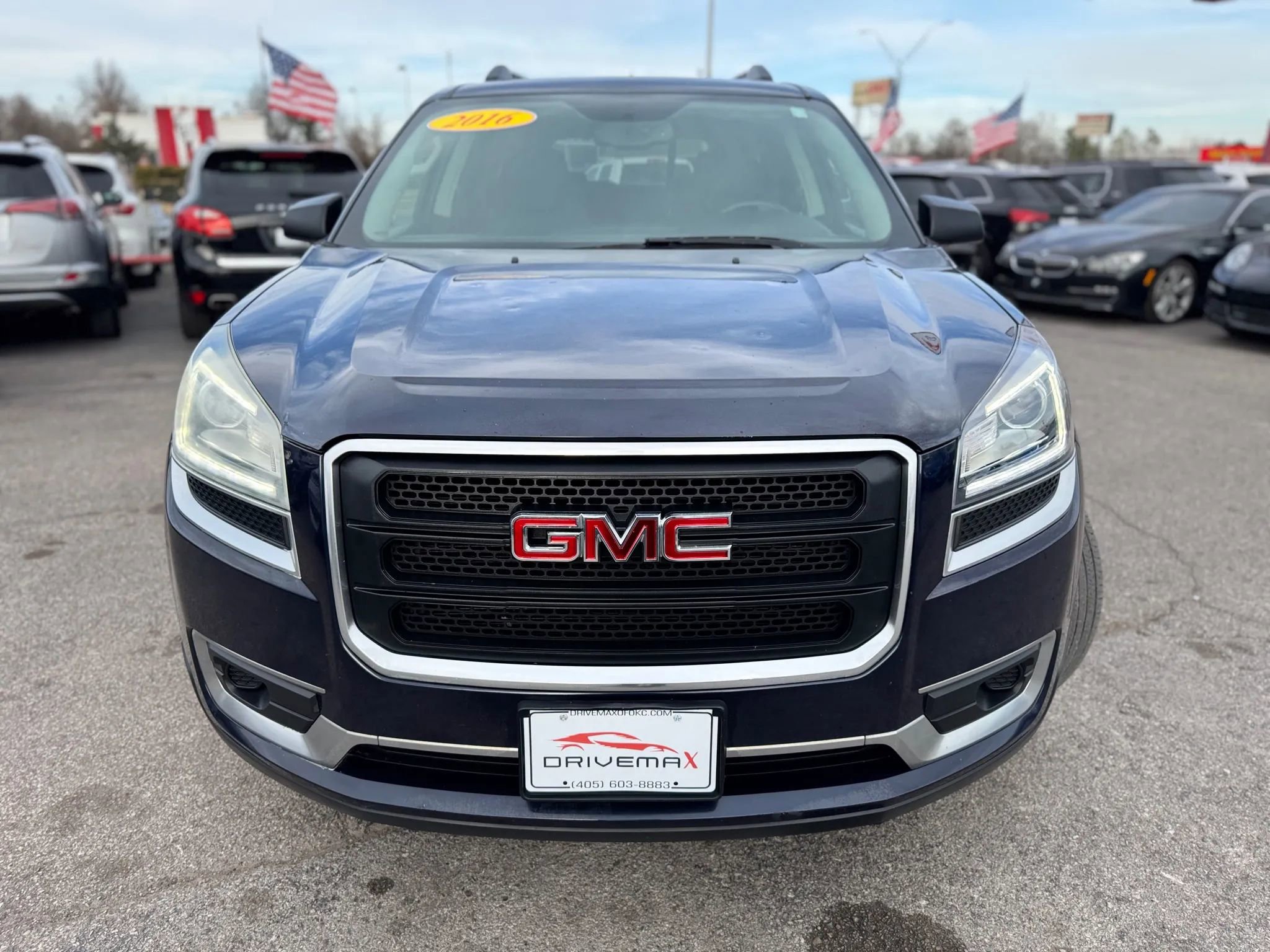 Used 2016 GMC Acadia SLE FWD image 8