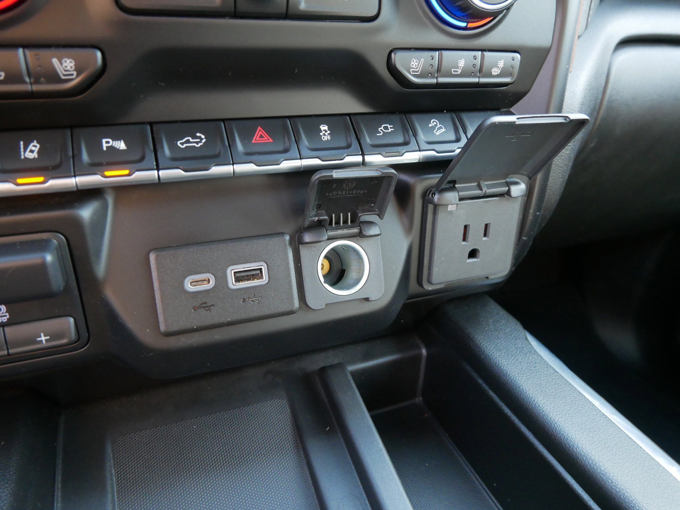 Used 2020 Chevrolet Silverado 3500 High Country w/ Z71 Off-Road Package image 35