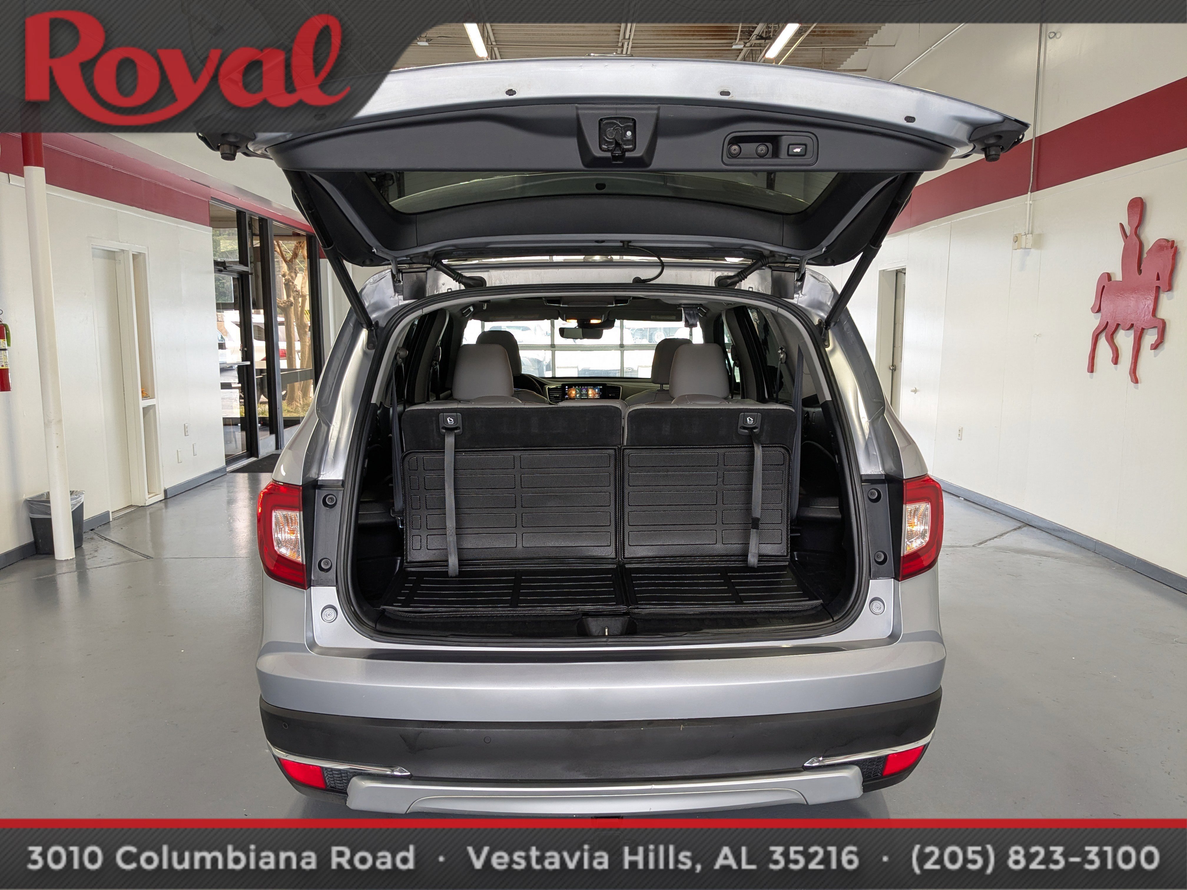 Used 2020 Honda Pilot Touring image 14