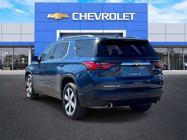 Certified 2023 Chevrolet Traverse LT w/ LT Premium Package image 2
