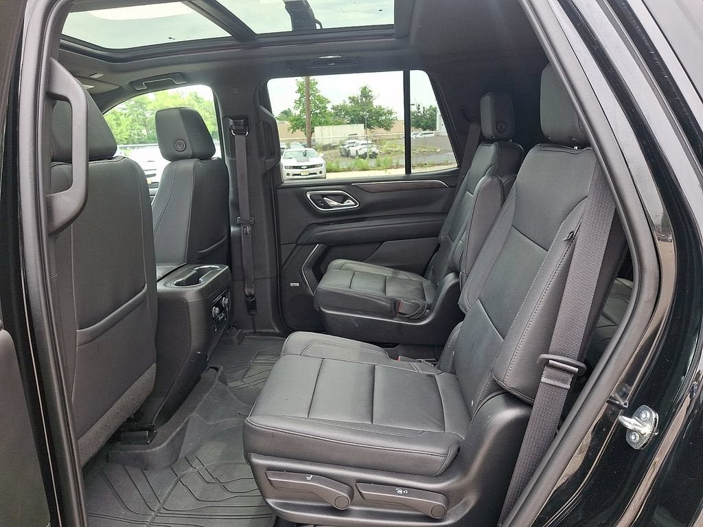 Certified 2023 Chevrolet Tahoe Z71 w/ Luxury Package AWD/4WD image 12