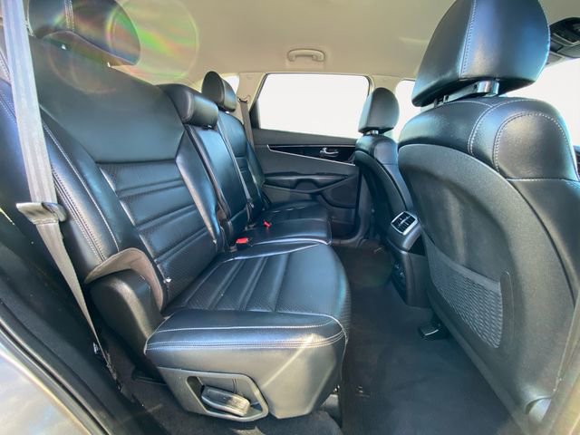 Used 2019 Kia Sorento EX image 14