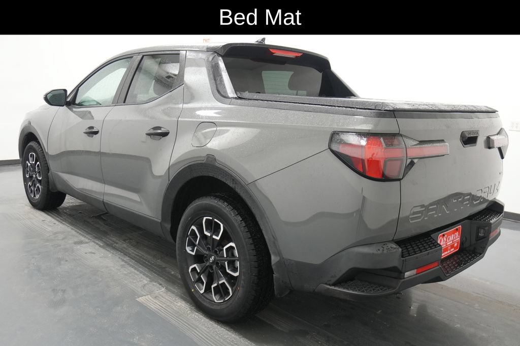 Used 2022 Hyundai Santa Cruz SEL w/ Cargo Package AWD/4WD image 6