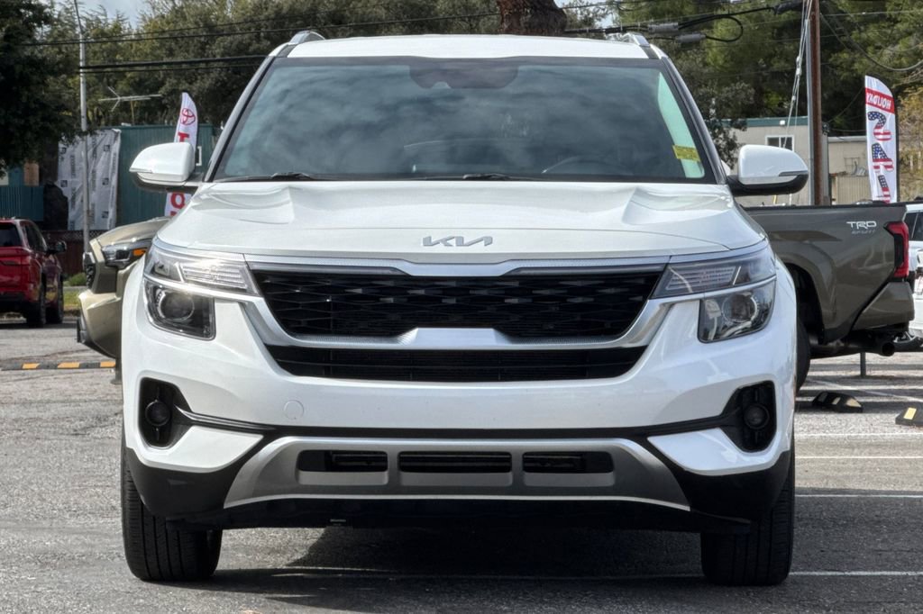 Used 2023 Kia Seltos S image 8