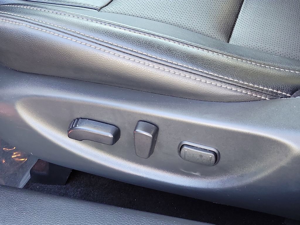 Certified 2023 Nissan Maxima SV w/ Floor Mat Group image 16