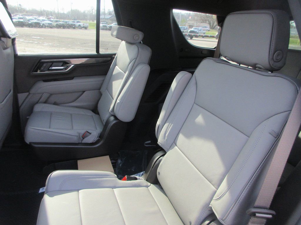 New 2026 GMC Yukon Elevation w/ Elevation Premium Package image 14
