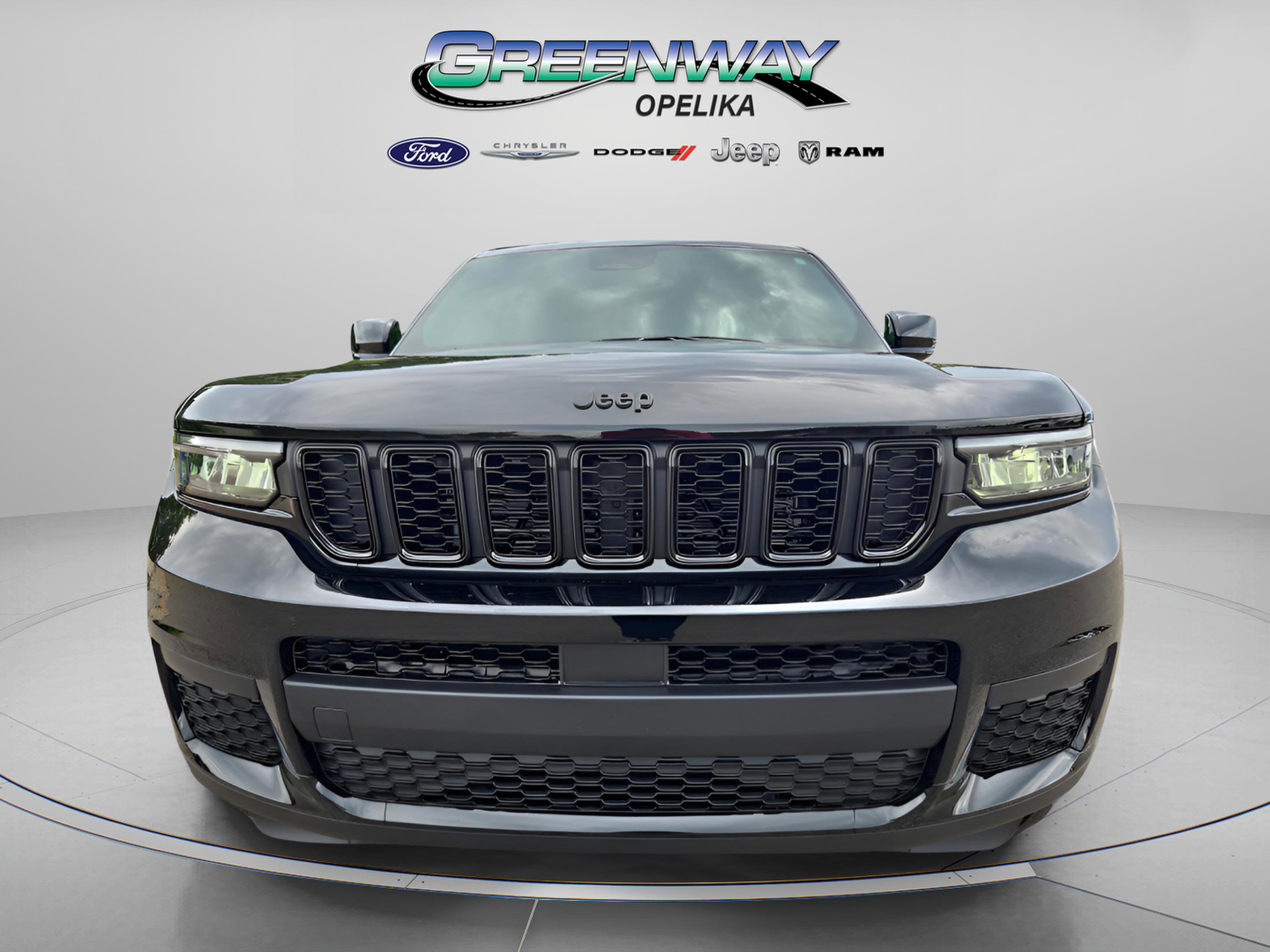 New 2025 Jeep Grand Cherokee L Altitude image 2