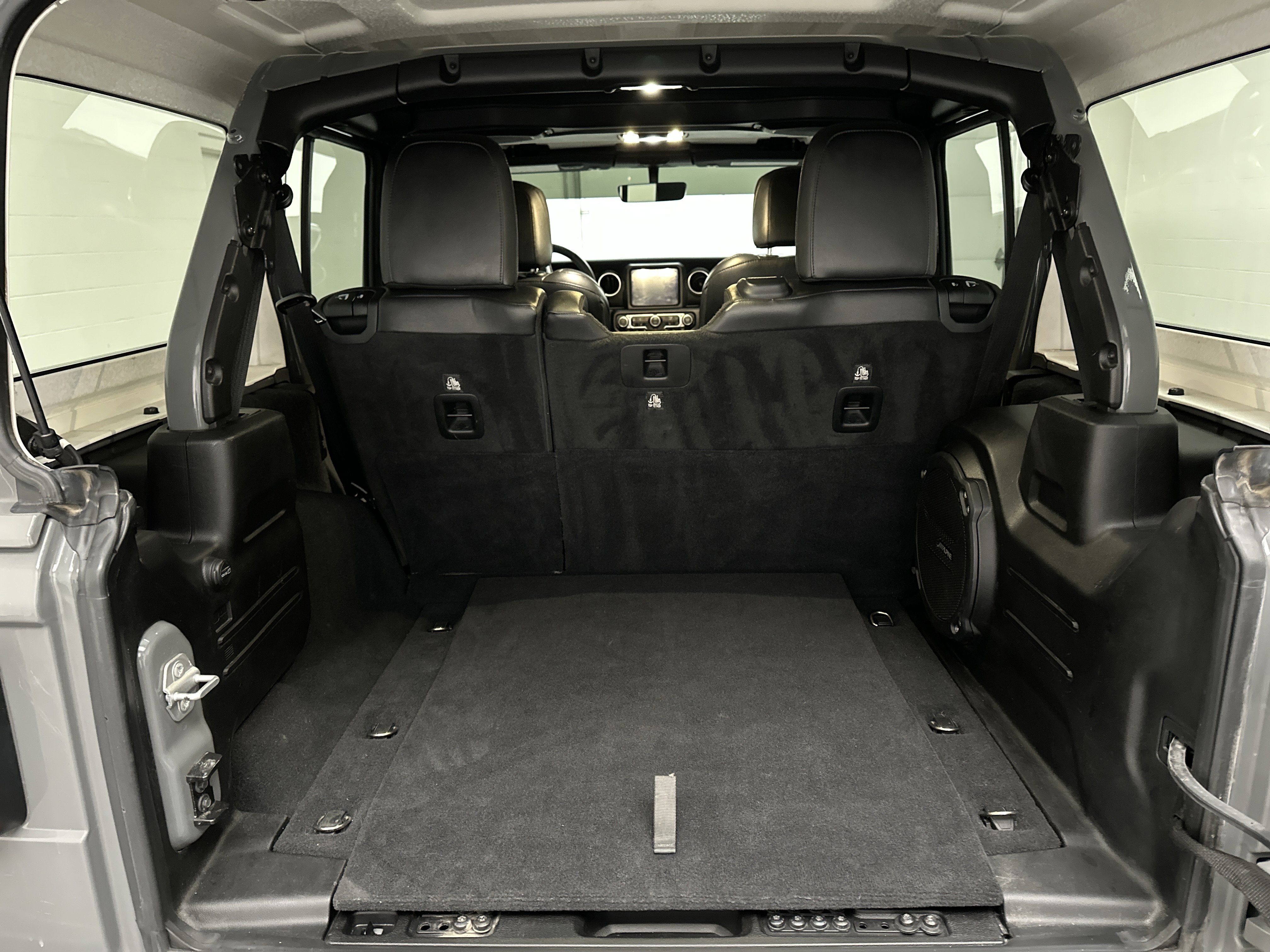 Used 2019 Jeep Wrangler Unlimited Sahara w/ Dual Top Group image 16