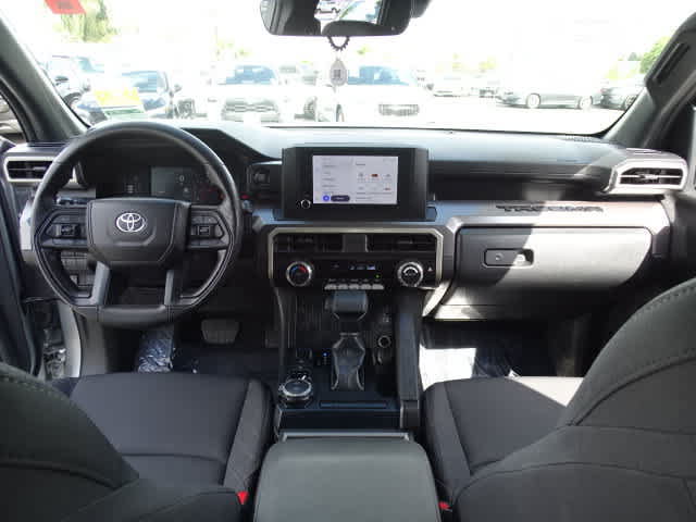 Certified 2024 Toyota Tacoma SR5 AWD/4WD image 24