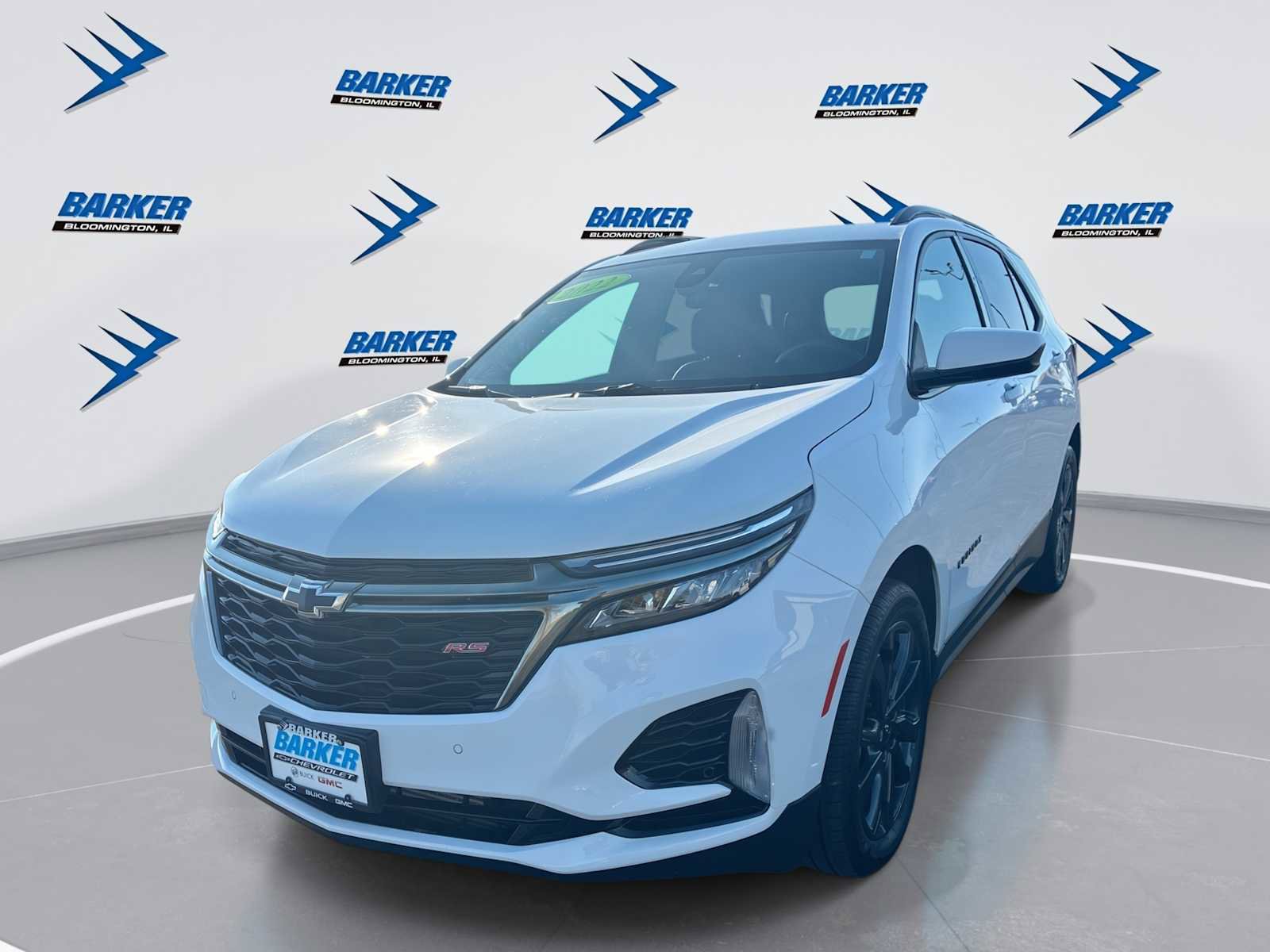 Used 2022 Chevrolet Equinox RS w/ LPO, Floor Liner Package image 1