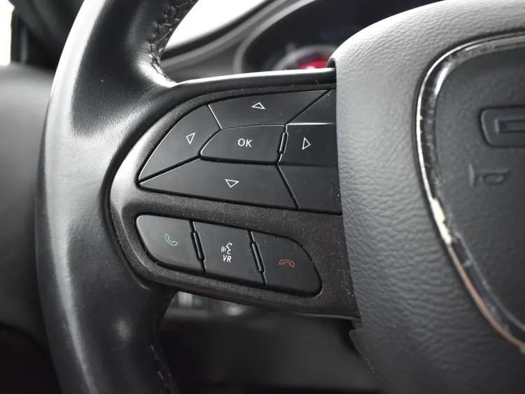 Used 2023 Dodge Challenger SXT RWD image 21