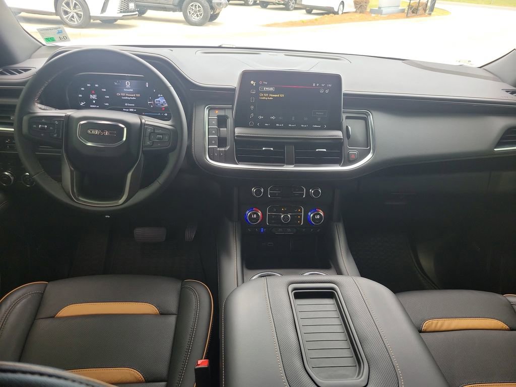Used 2024 GMC Yukon AT4 AWD/4WD image 9