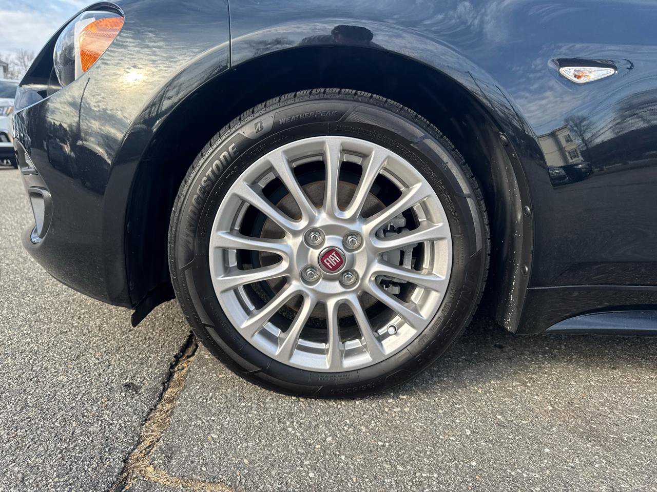 Used 2017 FIAT 124 Spider Classica image 30