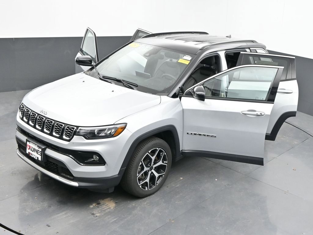 Used 2025 Jeep Compass Limited AWD/4WD image 65
