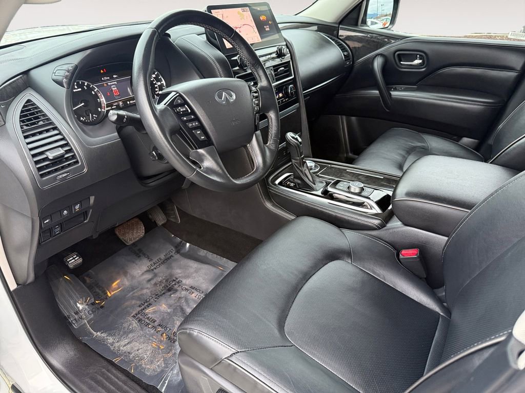 Used 2024 INFINITI QX80 Luxe image 16