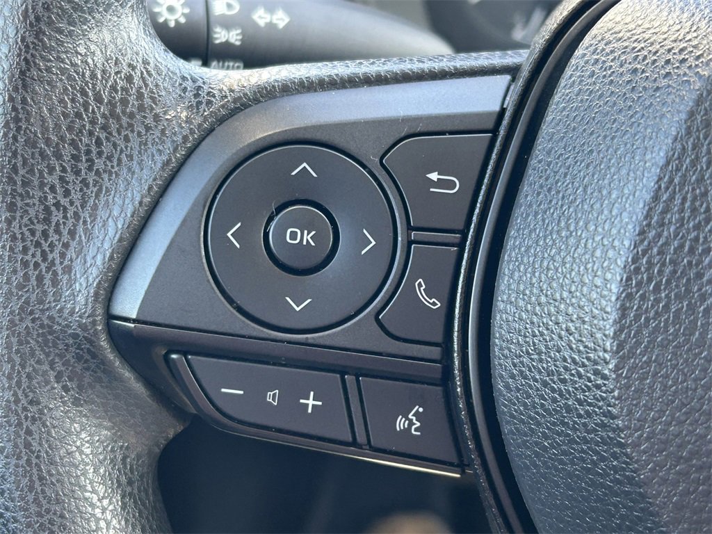 Used 2022 Toyota Corolla LE w/ LE Convenience Package image 31