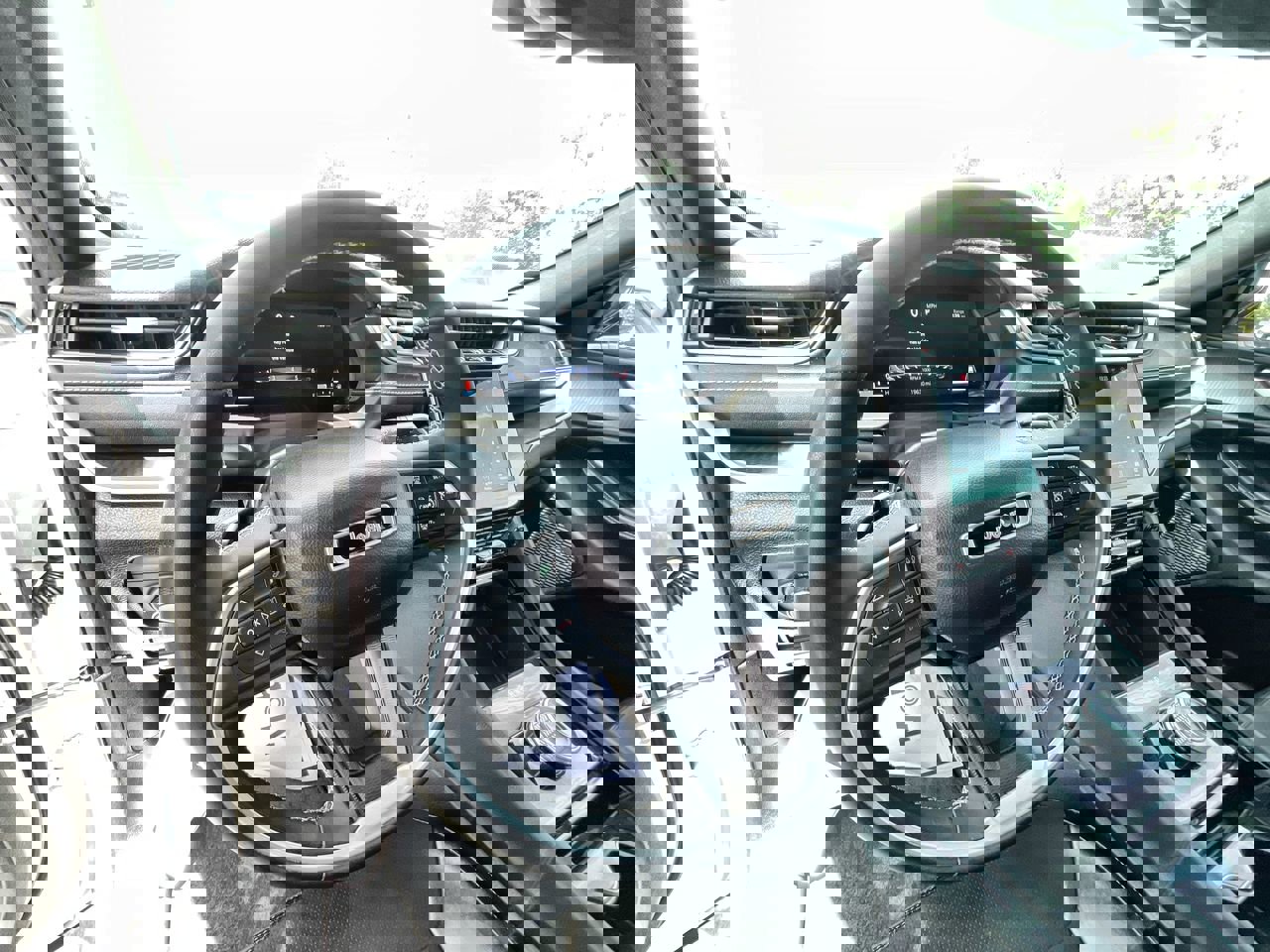 Used 2023 Jeep Grand Cherokee Altitude image 10