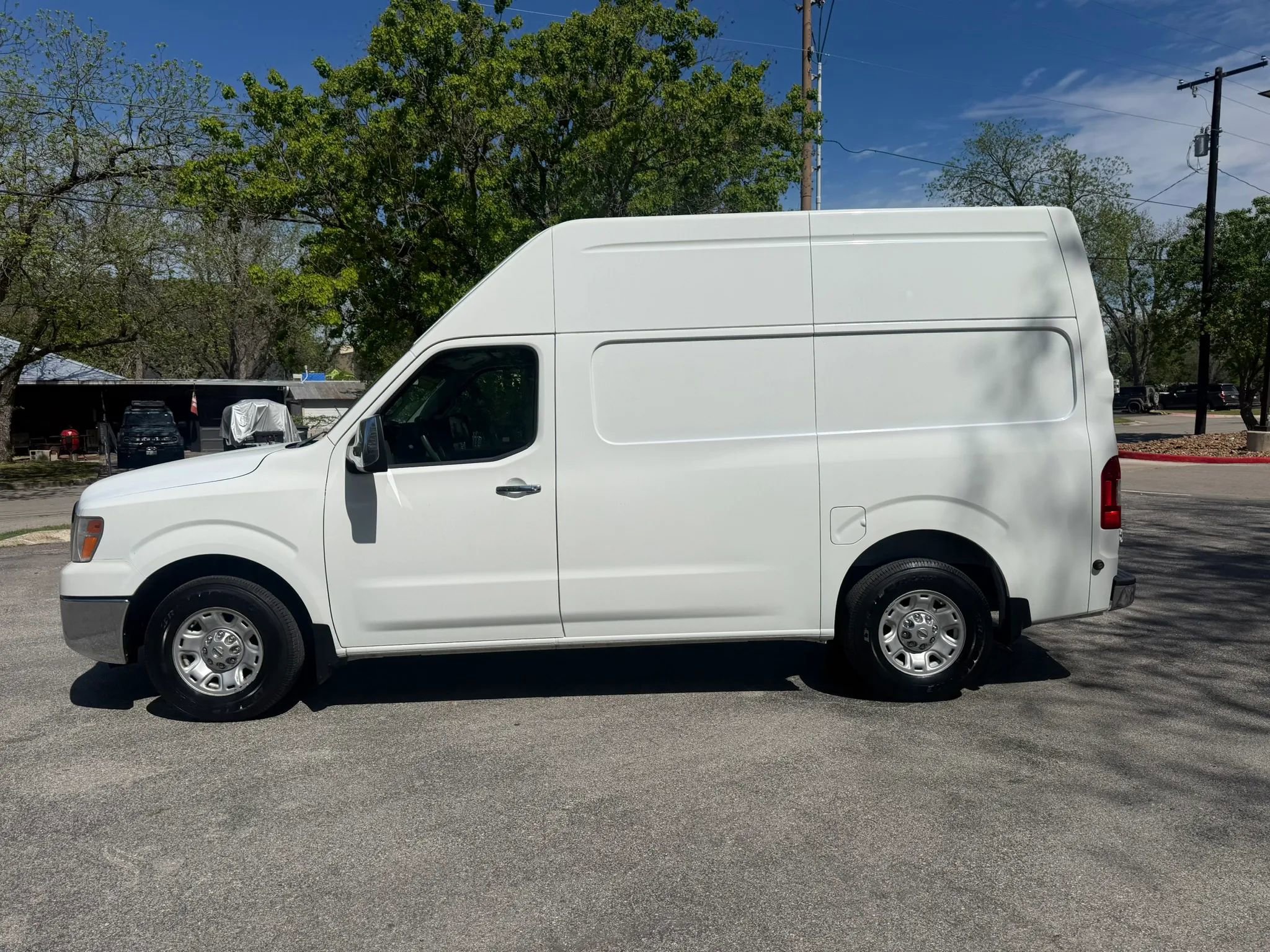 Used 2012 Nissan NV 3500 SV w/ Side Curtain Airbag Pkg image 8