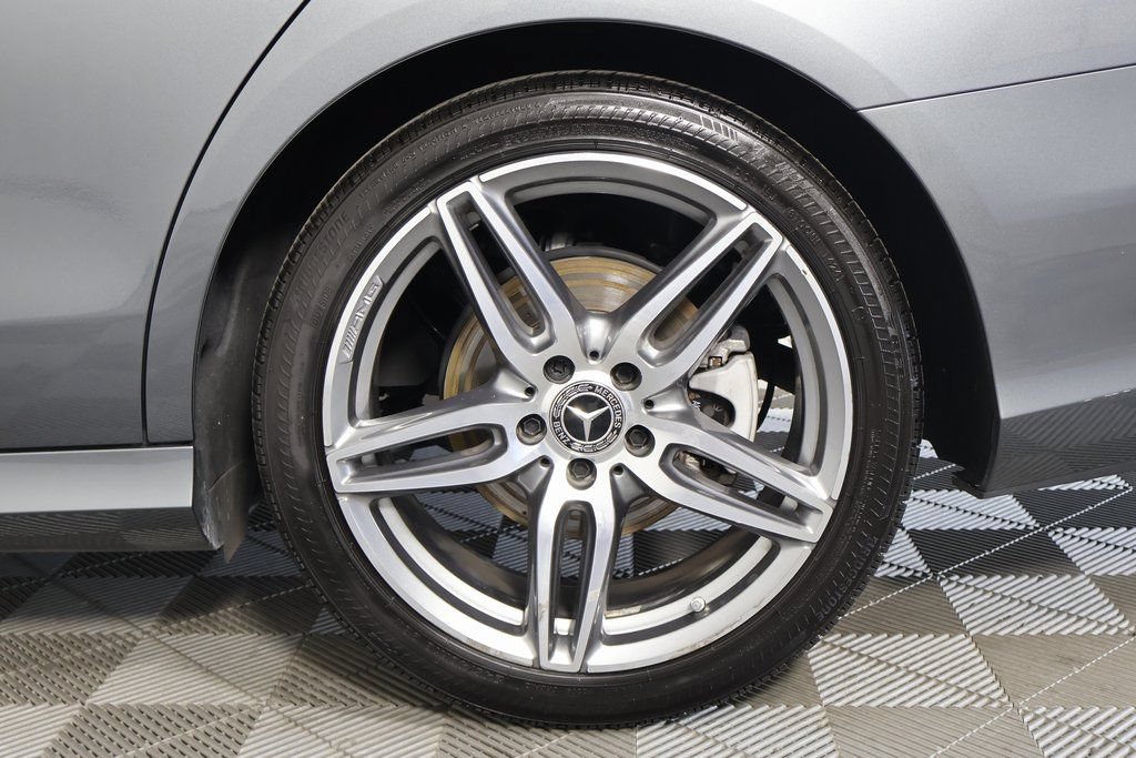 Used 2017 Mercedes-Benz E 300 image 16