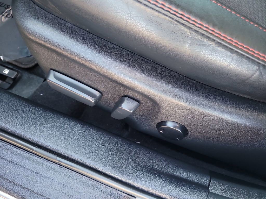 Used 2017 Toyota Camry SE image 17