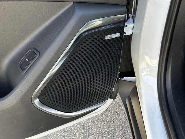 New 2026 GMC Acadia Elevation image 19