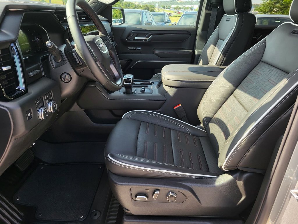Used 2026 GMC Sierra 1500 AT4X AWD/4WD image 18