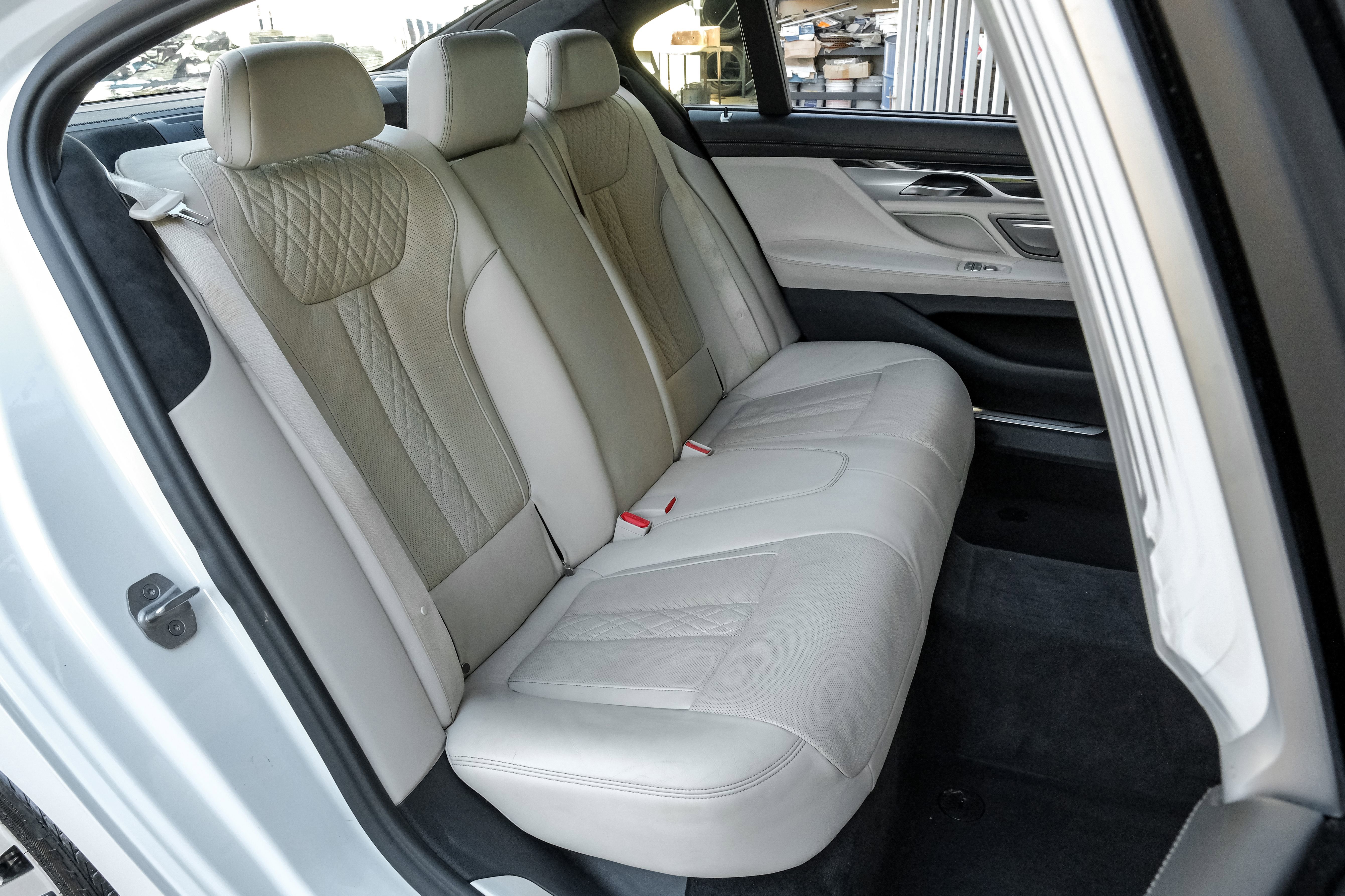 Used 2018 BMW 750i 750i image 39