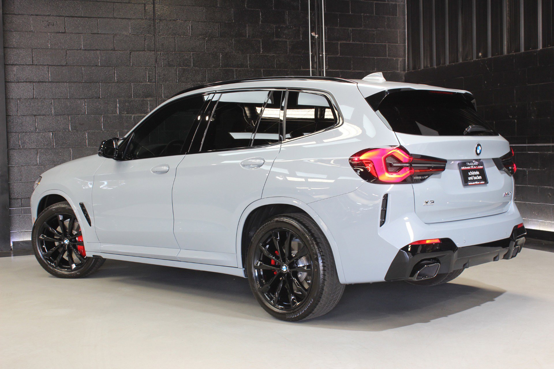 Used 2024 BMW X3 M40i w/ Premium Package image 9