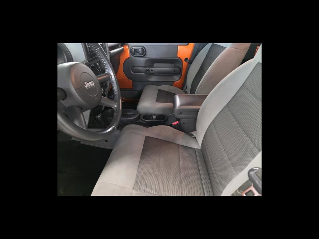 Used 2010 Jeep Wrangler Unlimited Sport AWD/4WD image 11