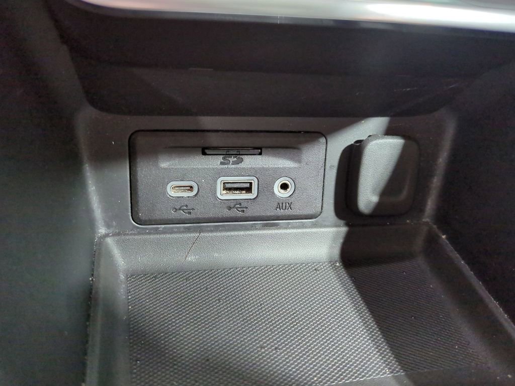 Used 2020 GMC Terrain SLE w/ Driver Convenience Package image 40