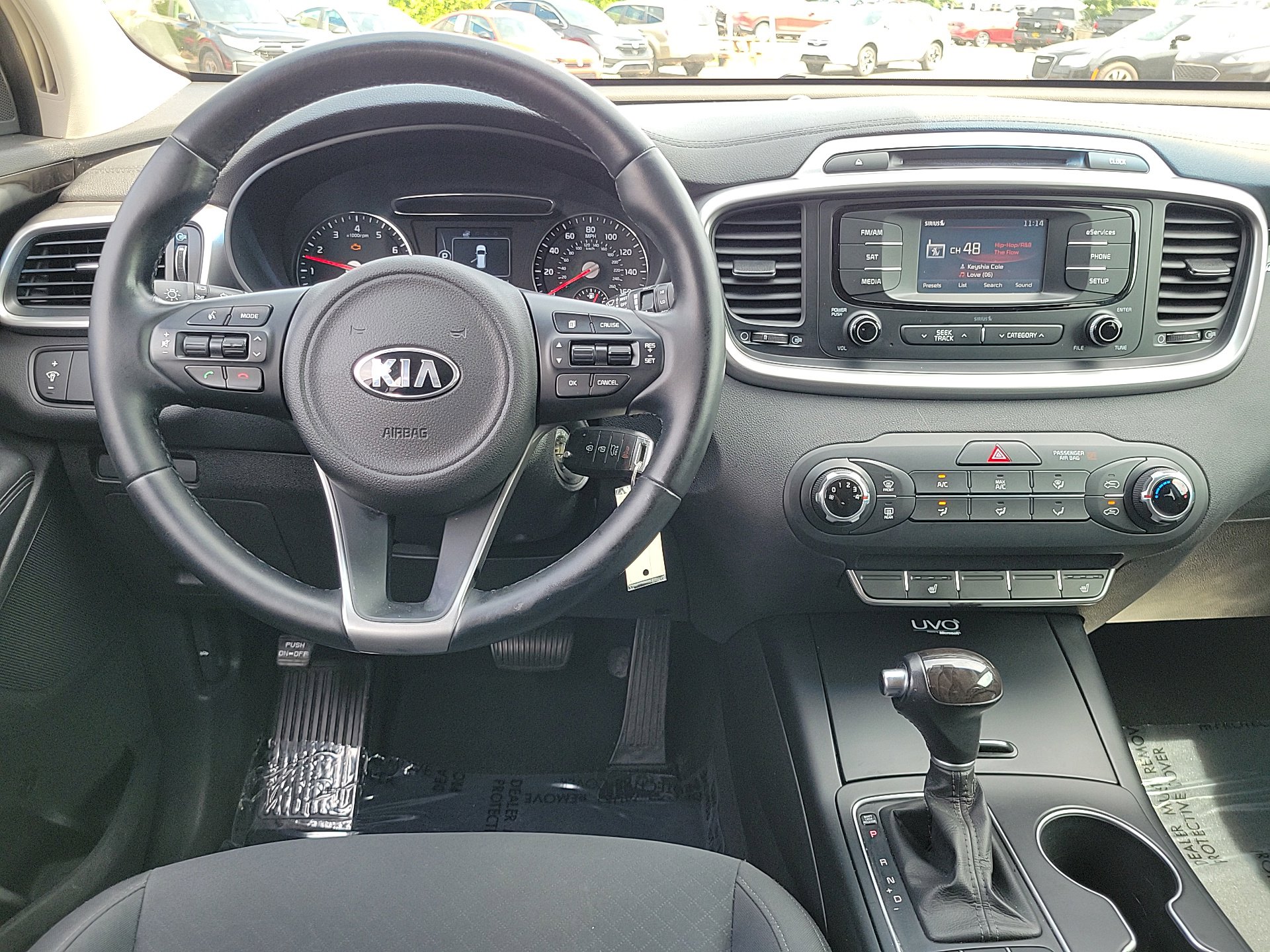 Used 2016 Kia Sorento LX w/ LX Convenience Package image 8
