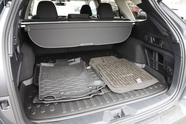 Certified 2025 Subaru Outback Premium w/ Popular Package #1A image 5