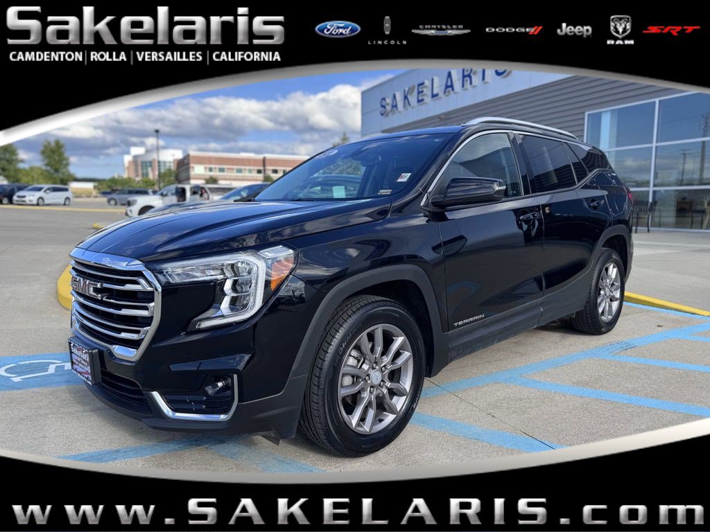 Used 2023 GMC Terrain SLT AWD/4WD image 1