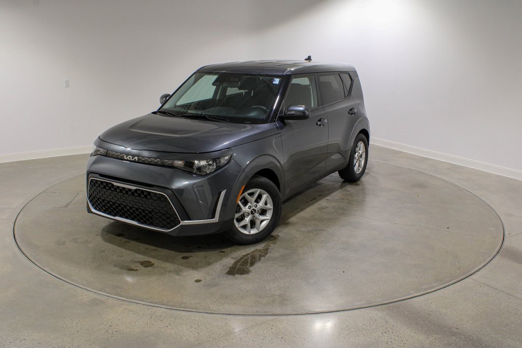 Used 2023 Kia Soul LX w/ LX Technology Package