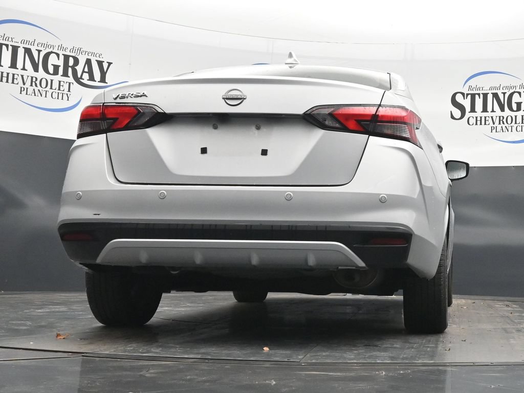Used 2025 Nissan Versa SV FWD image 31