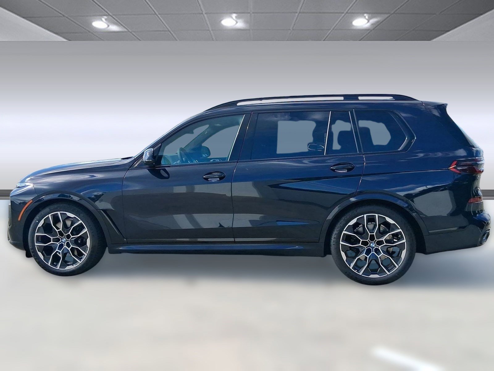 New 2026 BMW X7 xDrive40i w/ M Sport Package image 2