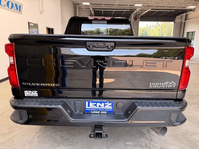Used 2023 Chevrolet Silverado 3500 High Country AWD/4WD image 7