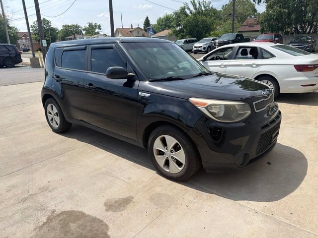 Used 2016 Kia Soul FWD image 2