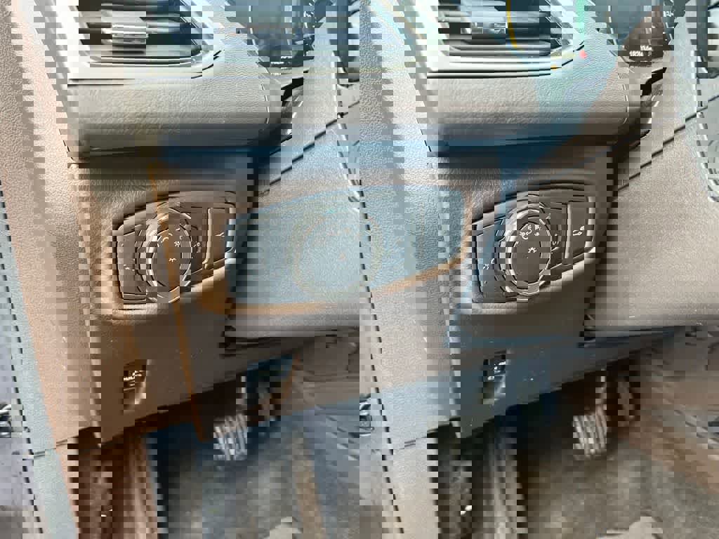 Used 2016 Lincoln MKZ Black Label w/ Technology Package image 15