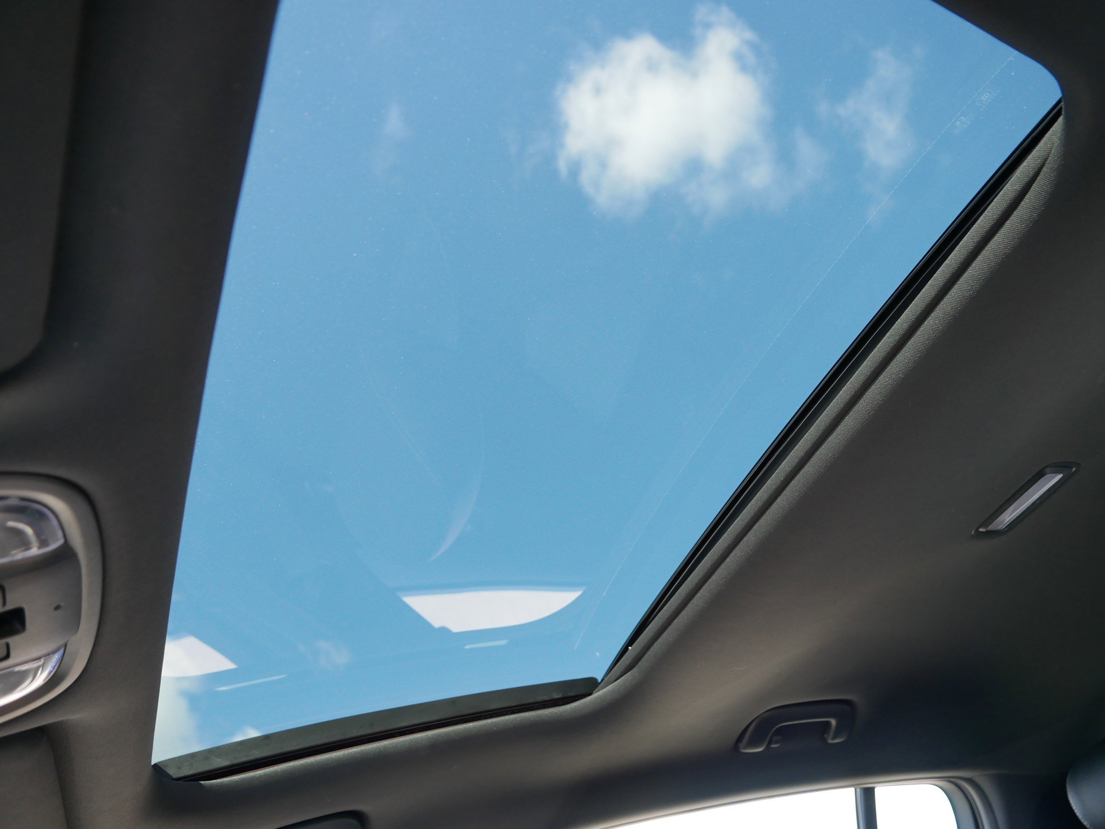 Certified 2023 Kia Stinger GT2 image 32