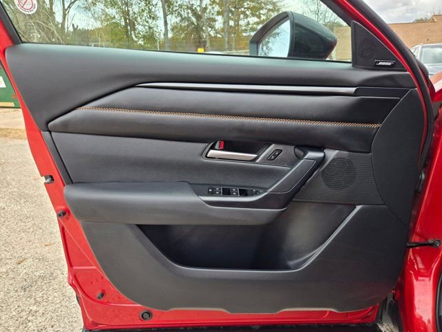 Used 2025 MAZDA CX-50 AWD 2.5 Hybrid w/ Premium Pkg image 13