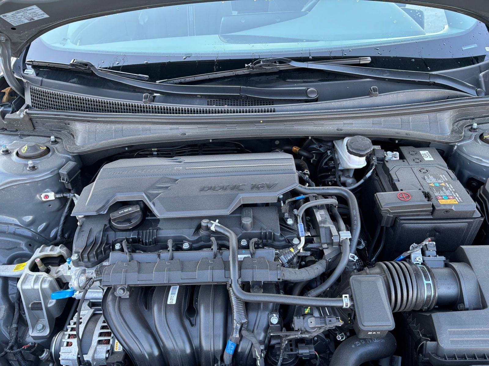Used 2025 Hyundai Elantra SEL FWD image 32