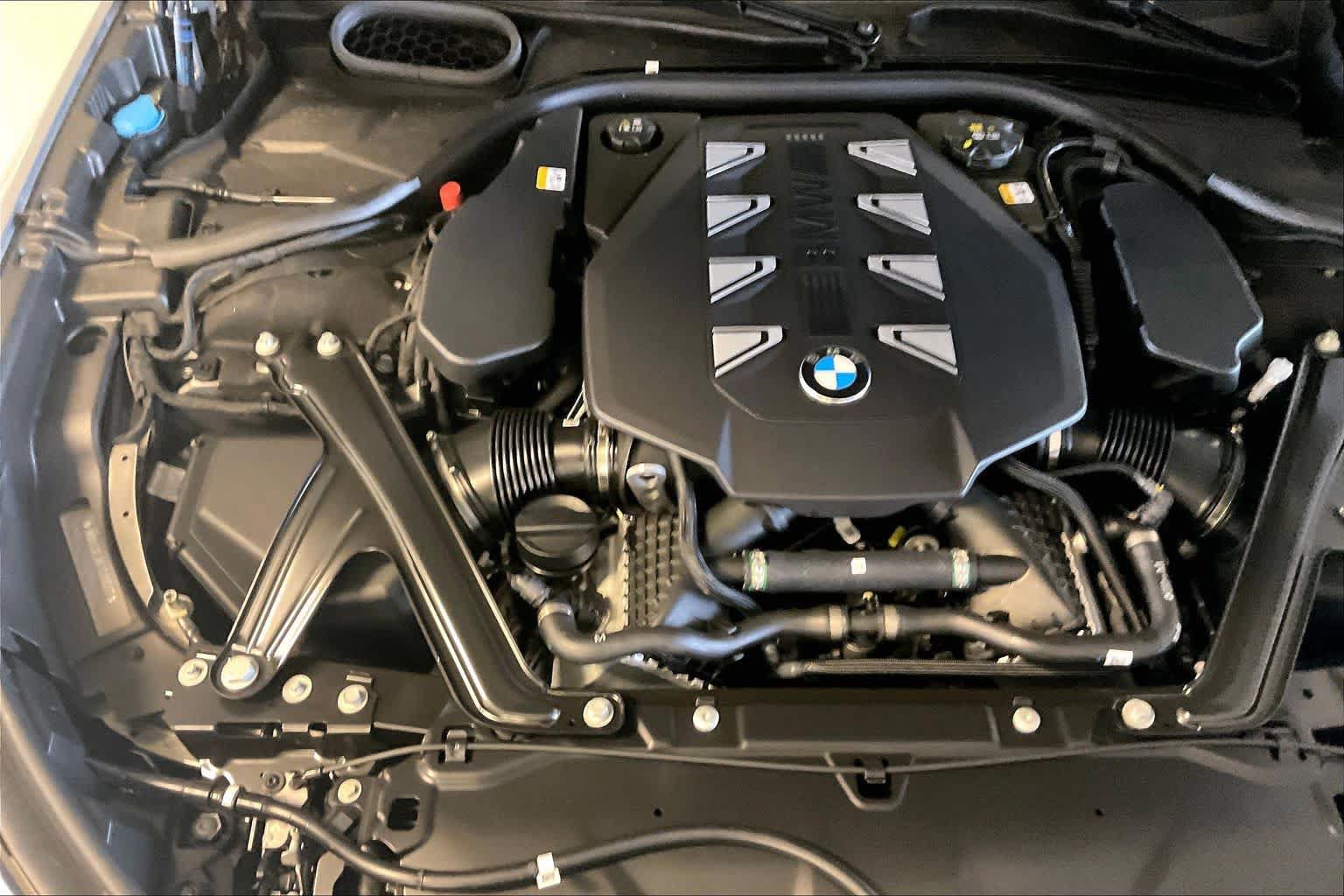 New 2026 BMW 760i xDrive AWD/4WD image 17
