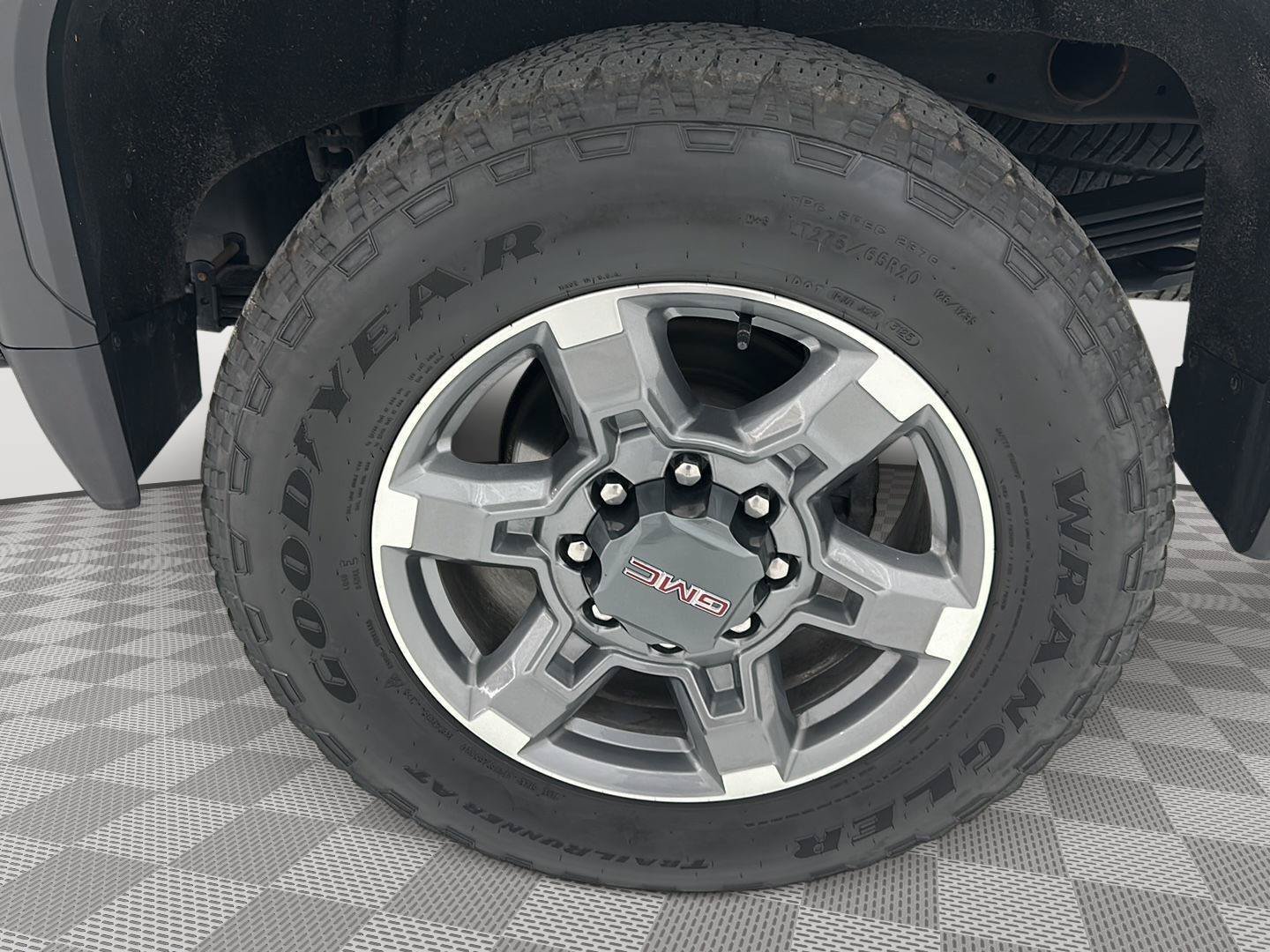 Used 2026 GMC Sierra 2500 SLT w/ SLT Convenience Package AWD/4WD image 28