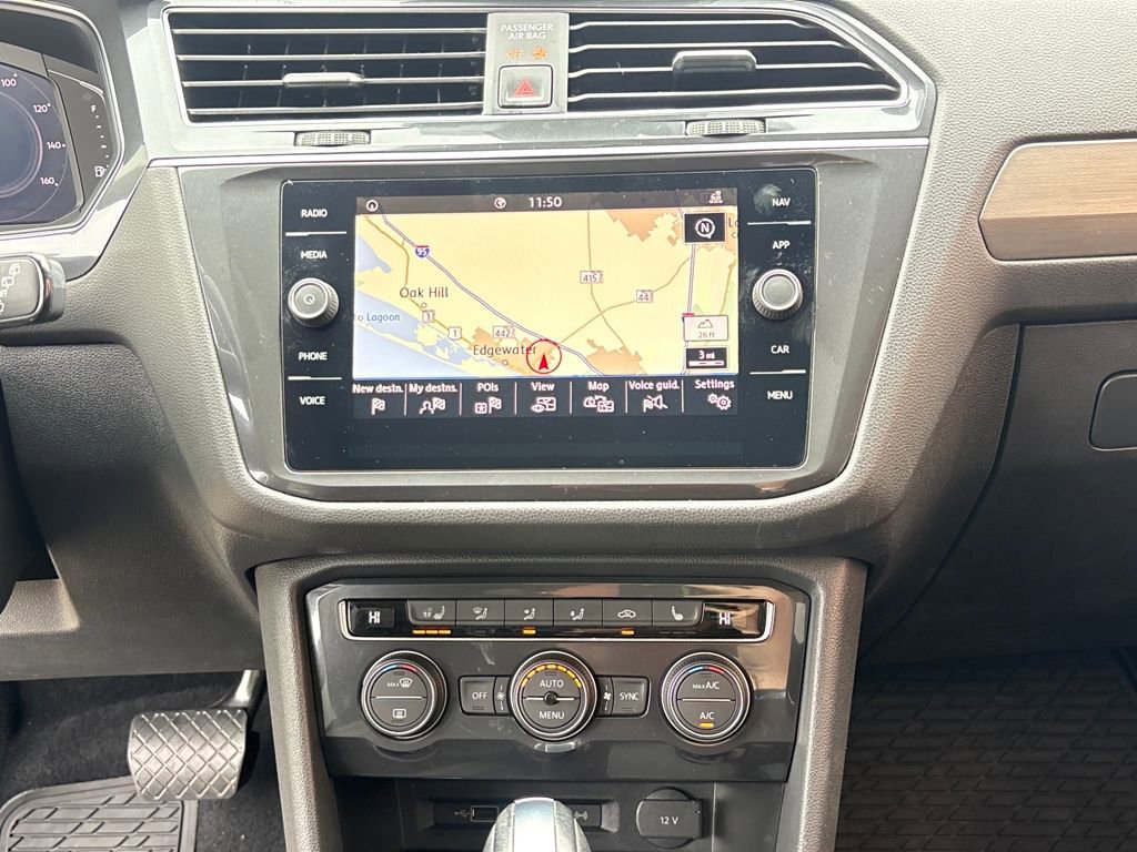 Used 2020 Volkswagen Tiguan SEL image 24