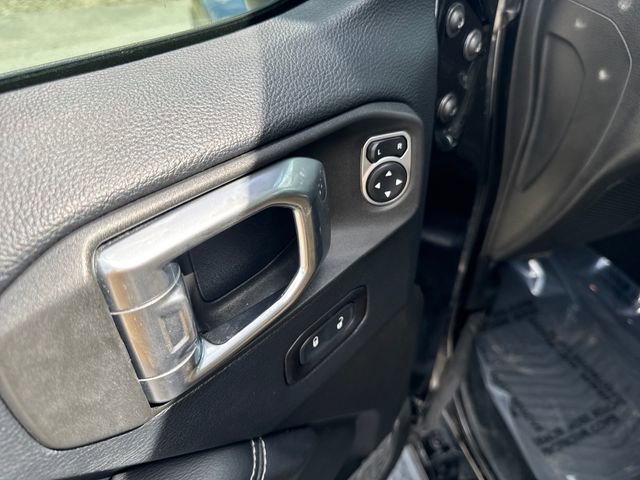 Used 2019 Jeep Wrangler Unlimited Sahara w/ Dual Top Group image 14