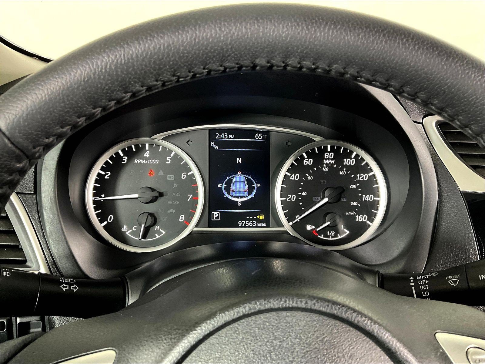 Used 2017 Nissan Sentra SR w/ Driver's Assist Package FWD image 13